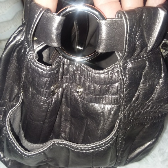 Trendy Gunmetal Grey Quilted Tote. - Picture 3 of 6